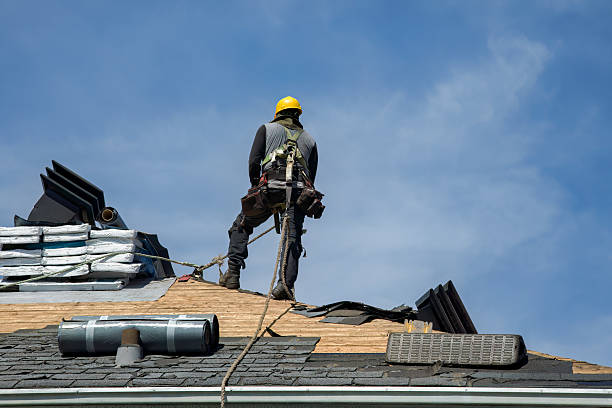 Professional Flat Roof Repair technician working in Laguna, NM